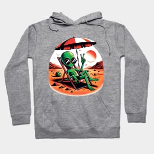 alien chilling Hoodie